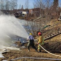 Nuoriso-osasto harjoittelee