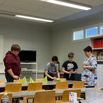 Nuoriso-osasto harjoittelee